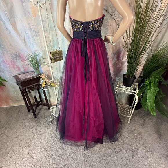 📌Maggie Sottero Flirt Richly Beaded Strapless Tulle Prom -Ball  - Formal Gown - Picture 9 of 16